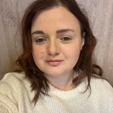 Headshot of Veronica Schmitt